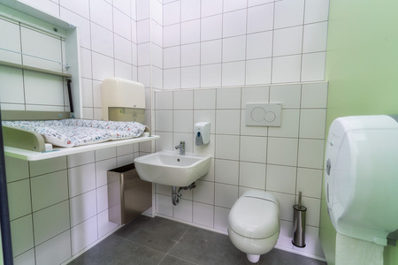 04-Prenovljene sanitarije prilagojene najmlajsim